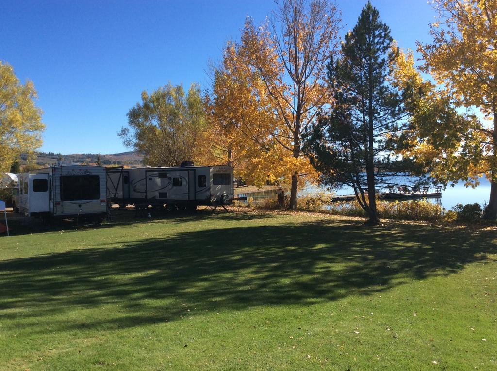Robert'S Roost Rv Park Resort Quesnel Buitenkant foto
