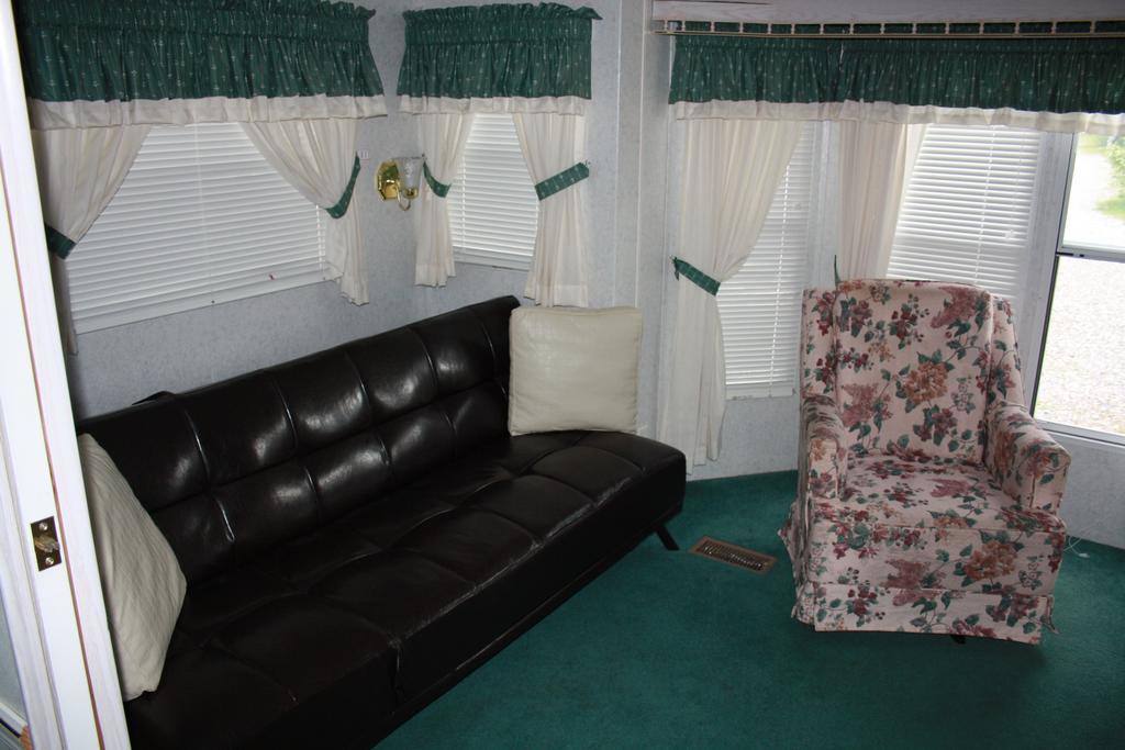 Robert'S Roost Rv Park Resort Quesnel Buitenkant foto