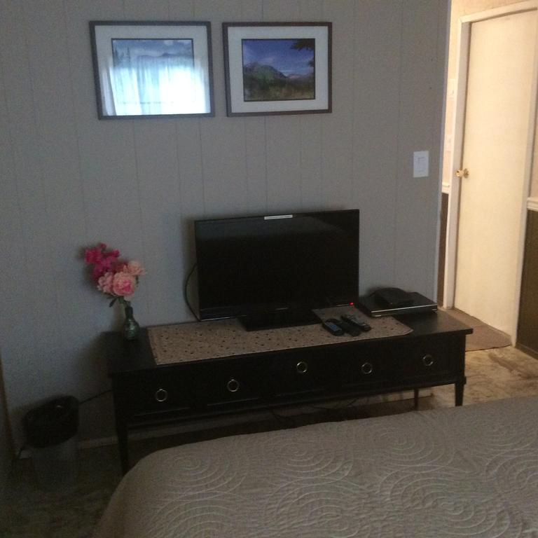 Robert'S Roost Rv Park Resort Quesnel Buitenkant foto